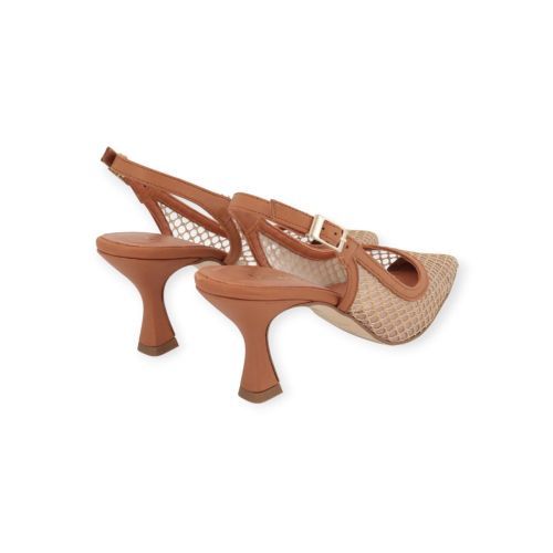 CTWLK Rubi Q9 pump voor dames in het cognac. CTWLK Rubi Q9 pump voor dames in het cognac.