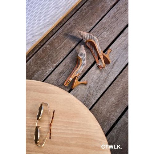 CTWLK Rubi Q9 pump voor dames in het cognac. CTWLK Rubi Q9 pump voor dames in het cognac.