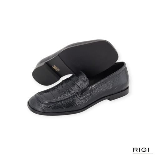 CTWLK Tevienne dames mocassin in blauw lak leer.