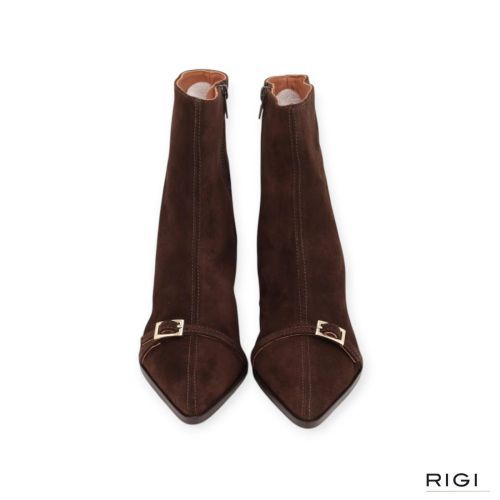 CTWLK Troy B9 dames enkellaars in bruin suede leer.