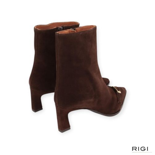 CTWLK Troy B9 dames enkellaars in bruin suede leer.
