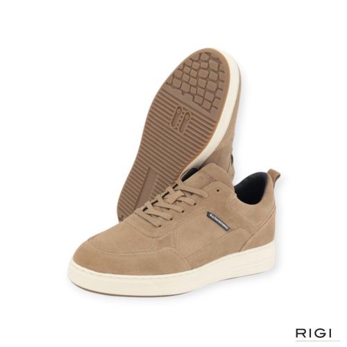 Cycleur De Luxe Commuter C2 sneaker voor heren in kaki, taupe suède. Cycleur De Luxe Commuter C2 sneaker voor heren in kaki, taupe suède.