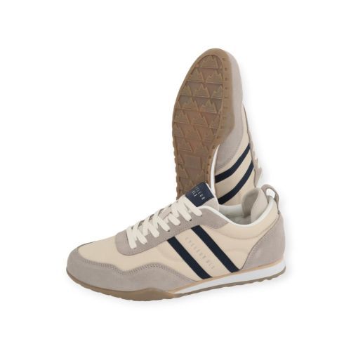 Cycleur de Luxe CR14 heren sneaker in het beige met grijs suede. Cycleur de Luxe CR14 heren sneaker in het beige met grijs suede.