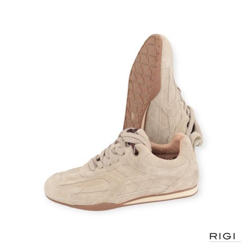 Cycleur De Luxe Lily dames sneaker in beige suede leer.