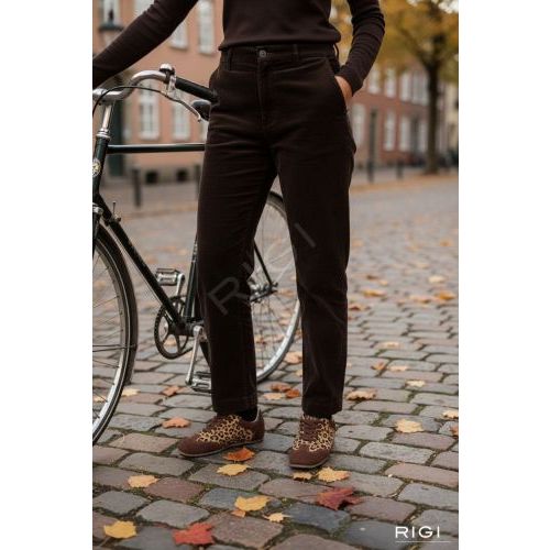 Cycleur De Luxe POZ CN4 voor dames in bruin suède met leopard pony vel. Cycleur De Luxe POZ CN4 voor dames in bruin suède met leopard pony vel.
