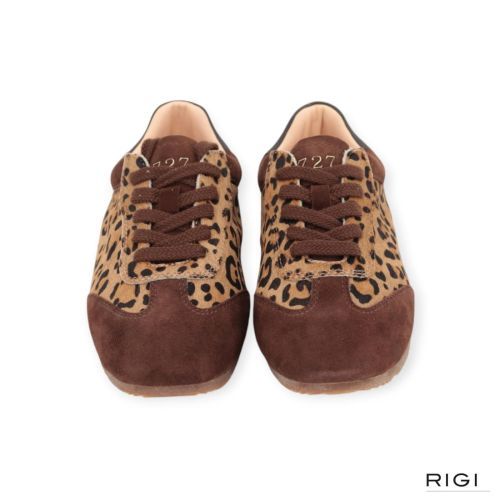 Cycleur De Luxe POZ CN4 voor dames in bruin suède met leopard pony vel. Cycleur De Luxe POZ CN4 voor dames in bruin suède met leopard pony vel.