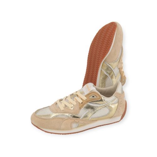 Diadora Heritage Equipe Revenge Iride sneaker voor dames in goud. 