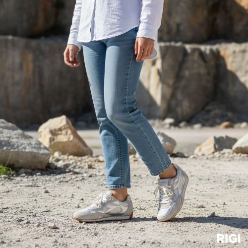 Diadora Heritage Equipe Revenge Iride sneaker voor dames in zilver. 