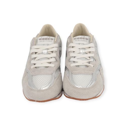 Diadora Heritage Equipe Revenge Iride sneaker voor dames in zilver. 