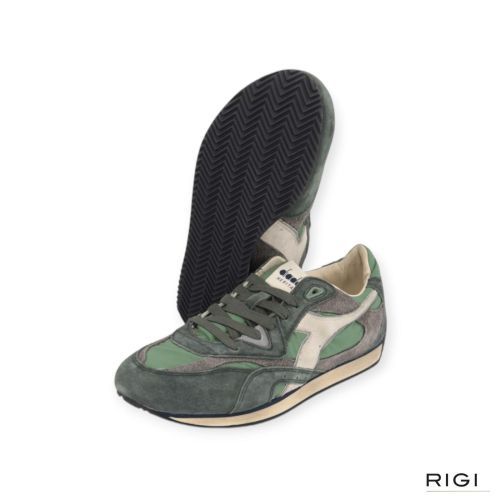 Diadora Heritage Equipe Revenge Nylon used in groen suède met nylon voor heren. Diadora Heritage Equipe Revenge Nylon used in groen suède met nylon voor heren.
