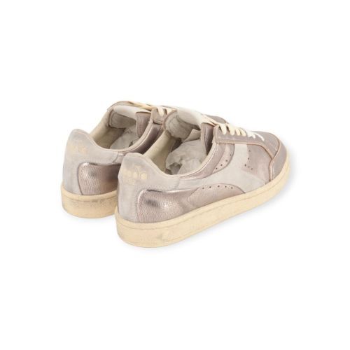 Diadora Heritage Metal Used sneaker roze shinning met beige.