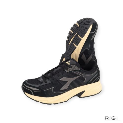 Diadora Mythos Star in zwart suède/ mesh voor heren. 