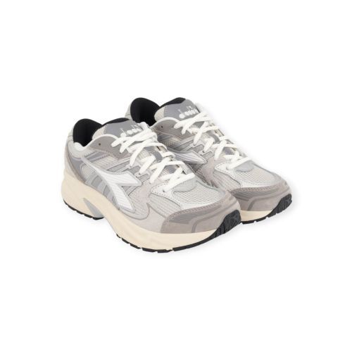 Diadora Mythos Star sneaker grijs zilver. Diadora Mythos Star sneaker grijs zilver.