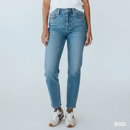 Diadora Rally Indoor dames sneaker in het wit met bordeaux. Diadora Rally Indoor dames sneaker in het wit met bordeaux.