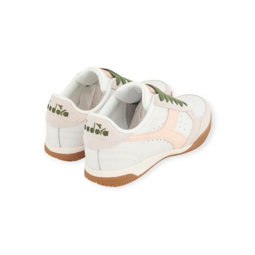 Diadora Seoul Indoor sneaker voor dames in wit leer met roze. Diadora Seoul Indoor sneaker voor dames in wit leer met roze.