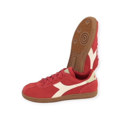 Diadora Tokyo sneaker voor dames in rood suède