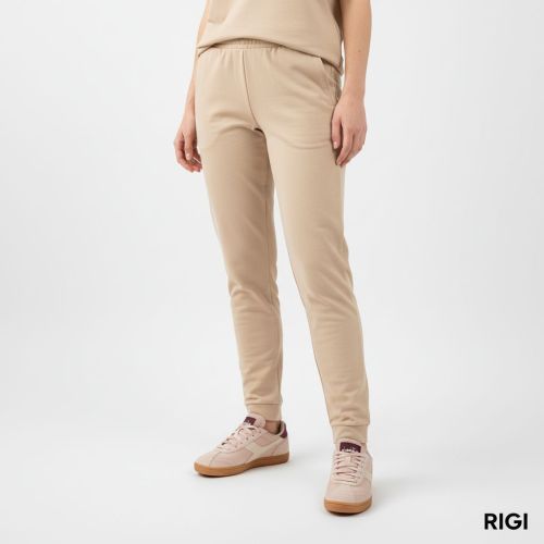 Diadora Tokyo sneaker voor dames in nude / roze suede. Diadora Tokyo sneaker voor dames in nude / roze suede.