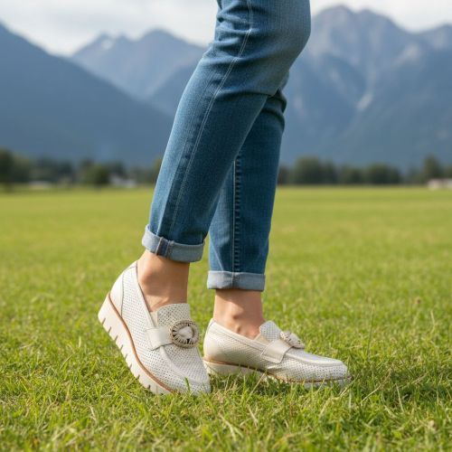 Dl Sport dames mocassin in beige leer. Dl Sport dames mocassin in beige leer.