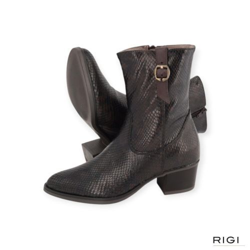 Dl-Sport 7231 enkellaars in bruin python leer voor dames. Dl-Sport 7231 enkellaars in bruin python leer voor dames.