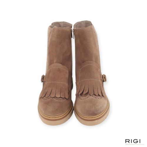 DL Sport 7248 dames enkellaars boot in het licht bruin suede leer. DL Sport 7248 dames enkellaars boot in het licht bruin suede leer.