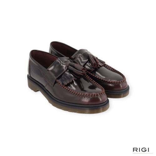 Dr Martens Adrian dames mocassin in bordeaux leer. Dr Martens Adrian dames mocassin in bordeaux leer.