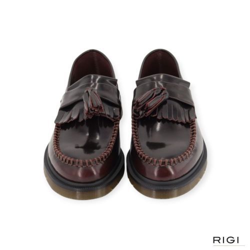 Dr Martens Adrian dames mocassin in bordeaux leer. Dr Martens Adrian dames mocassin in bordeaux leer.