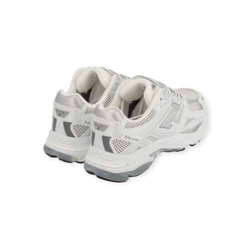 Etonic Elite dames sneaker in het wit leer met zilver afgewerkt.