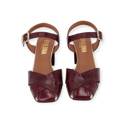Evaluna dames sandaal in bordeaux lak leer. Evaluna dames sandaal in bordeaux lak leer.