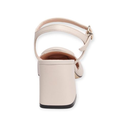 Evaluna dames sandaal in beige leer op hak. Evaluna dames sandaal in beige leer op hak.