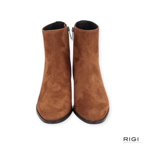 Evaluna W003 enkellaars in cognac suède voor dames. 