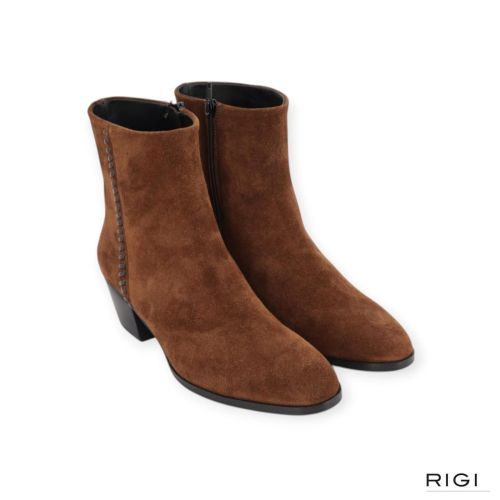 Evaluna W010 enkellaars in cognac suède voor dames. 