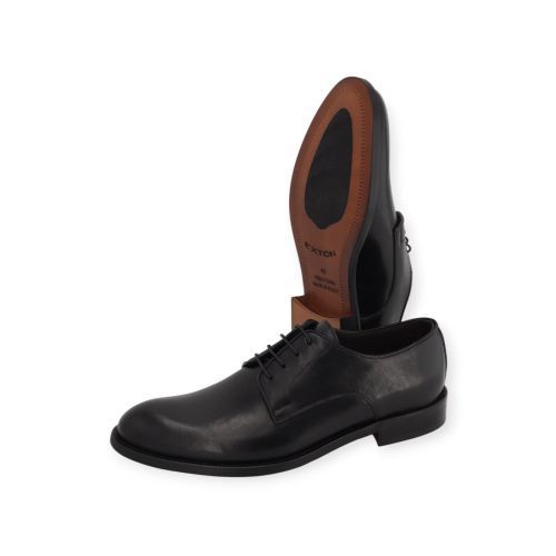 Exton 6468 heren veterschoen in zwart leer. Exton 6468 heren veterschoen in zwart leer.