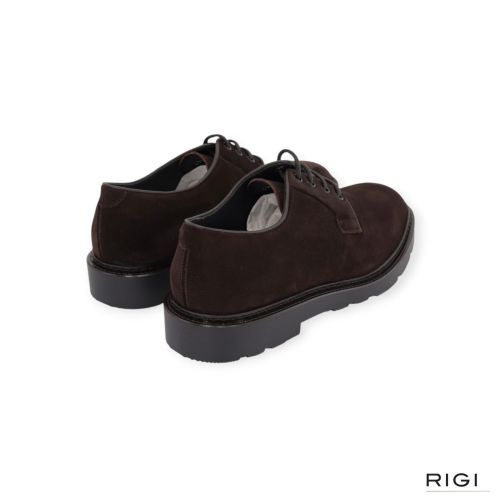 Fratelli Rossetti 47208 veterschoen in bruin suède voor heren. Fratelli Rossetti 47208 veterschoen in bruin suède voor heren.
