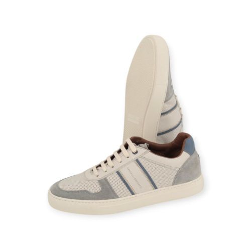 Fratelli Rossetti One heren sneaker in het off wit met licht blauw leer.