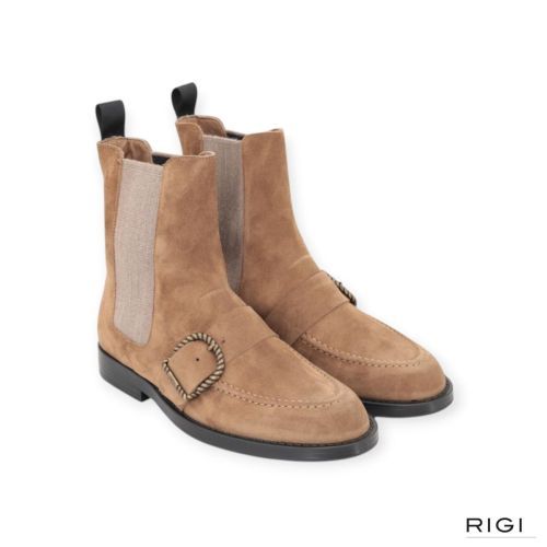 Frau Farro A84C6 enkellaars in beige suède voor dames. Frau Farro A84C6 enkellaars in beige suède voor dames.