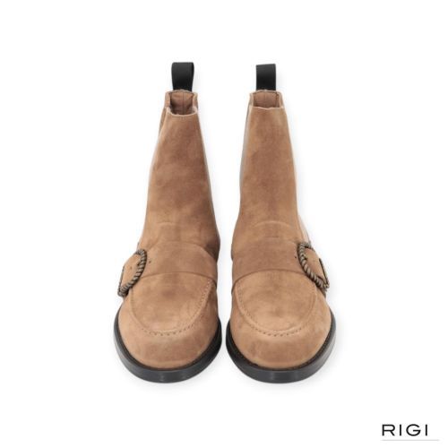 Frau Farro A84C6 enkellaars in beige suède voor dames. Frau Farro A84C6 enkellaars in beige suède voor dames.