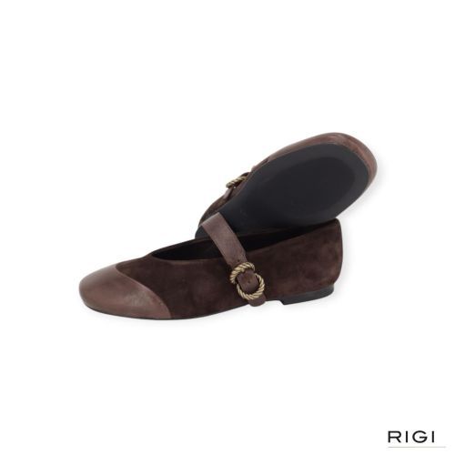 Frau Dallas ballerina van Frau in bruin suede leer voor dames. Frau Dallas ballerina van Frau in bruin suede leer voor dames.