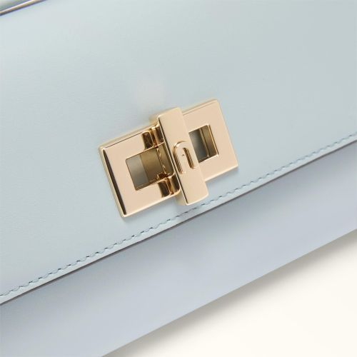 Furla Clara crossbody handtas in off wit leer voor dames. 