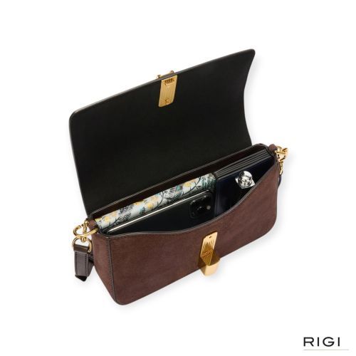 Furla Iride S crossbody in bruin suède met gouden studs . Furla Iride S crossbody in bruin suède met gouden studs .