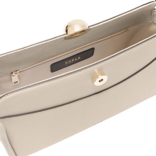 Furla Nicole M Boston dames handtas in off wit leer. Furla Nicole M Boston dames handtas in off wit leer.