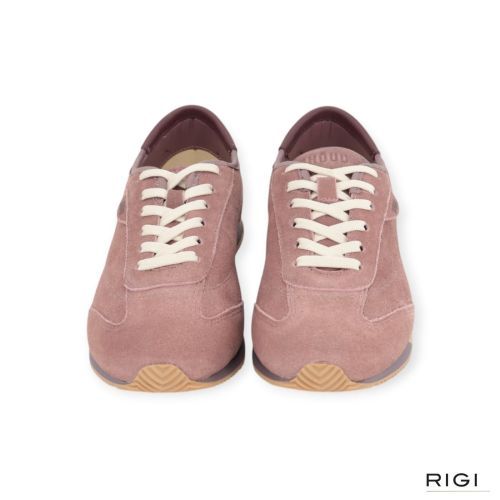Ghoud Rush Minima Low sneaker in roze suède voor dames. 