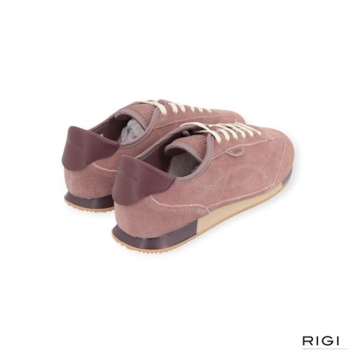 Ghoud Rush Minima Low sneaker in roze suède voor dames. 