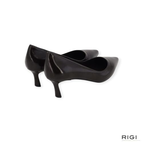 Gianmarco F. pump AW007 in bruin leer voor dames. Gianmarco F. pump AW007 in bruin leer voor dames.