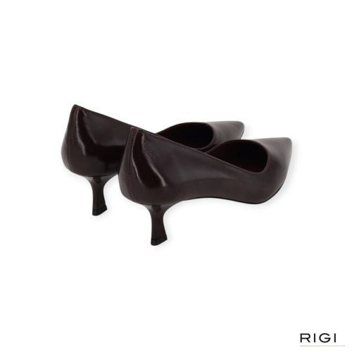 Gianmarco F. pump AW008in bruin leer voor dames. Gianmarco F. pump AW008in bruin leer voor dames.