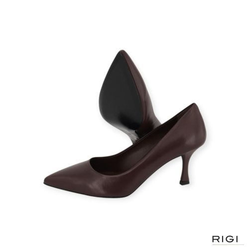 Gianmarco F. pump AW135 in bruin leer voor dames. 