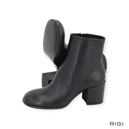 Gianmarco F. AW170 enkellaars in zwart leer voor dames. Gianmarco F. AW170 enkellaars in zwart leer voor dames.