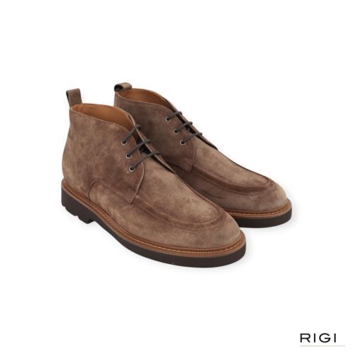 Giorgio heren enkellaars - boot in het taupe (douglas) suede leer.