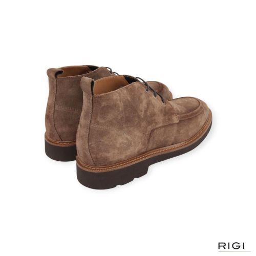 Giorgio heren enkellaars - boot in het taupe (douglas) suede leer.