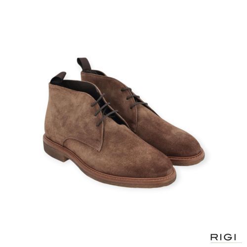 Giorgio 36405/03 enkellaars in taupe suède voor heren. Giorgio 36405/03 enkellaars in taupe suède voor heren.