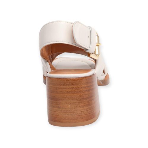Rotta dames sandaal in off wit leer op blok hak GARLAND. Rotta dames sandaal in off wit leer op blok hak GARLAND.